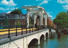 netherlands-amsterdam-magere-brug-18-0692