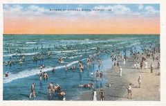 usa-florida-daytona-beach-bathing-23-01971