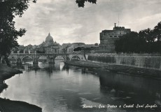 italy-roma-st-peter-and-st-angelus-castle-21-00841