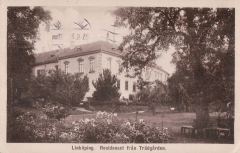 linkoping-slottet-fran-tradgarden-uz-0271
