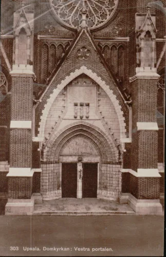 Uppsala - Domkyrkan Västra Porten - Sverige