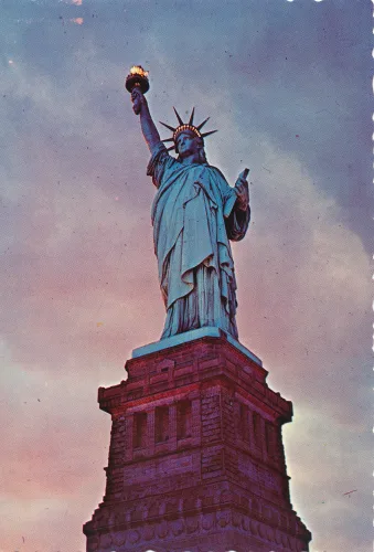 New York City - Statue Of Liberty - USA
