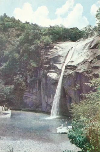 Kaesŏng - Pakyon Falls - Nordkorea