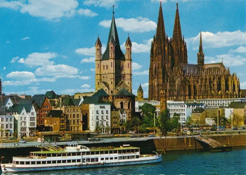 Köln - View With Kölnerdomen - Tyskland