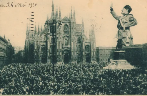 Milano - Il Duomo And Mussolini - Italien