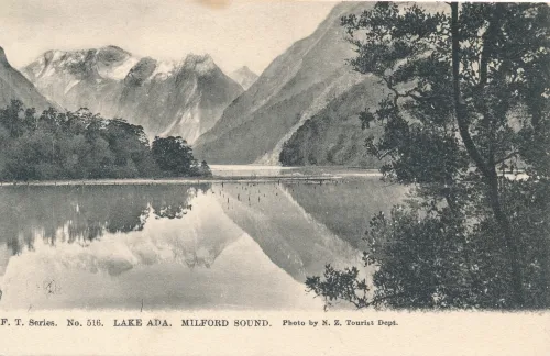 Milford Sound - Sound Lake Ada - Nya Zeeland