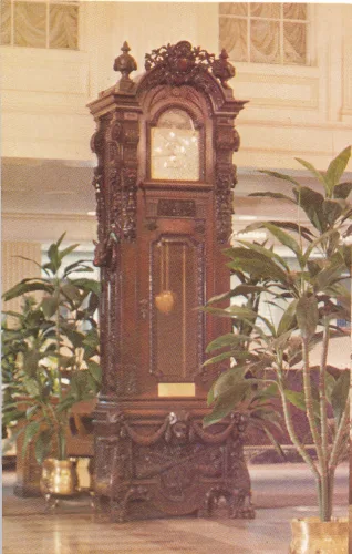 New Orleans - Hotel Monteleone Grandfather Clock - Usa