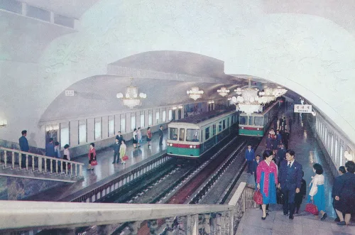 Pyongyang - Kaeson Metro Station - Nordkorea