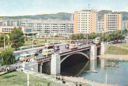 Pyongyang - Residential Area Potong River - Nordkorea