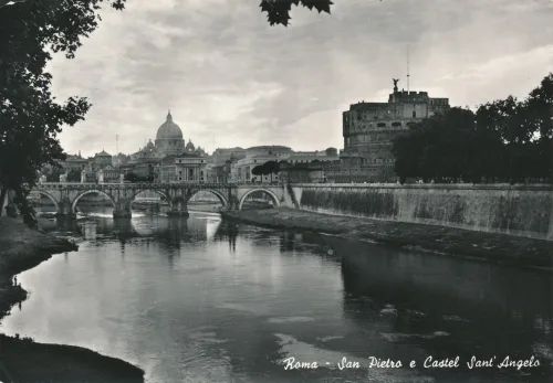 Rome - St Peter And St Angelus Castle - Italien