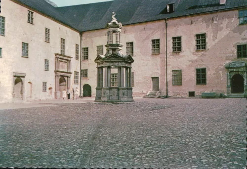 Kalmar - Slottet Borggården Brunnen - Sverige