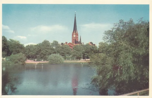 Sundsvall - Bünsowska tjärnen Med Kyrkan - Sverige