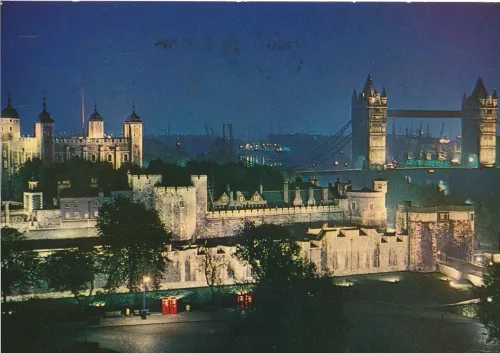 London - Tower Of London At Night - Storbritannien